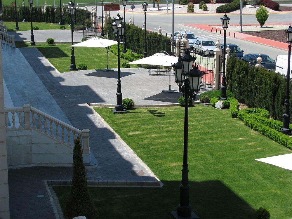 Hotel Santa Isabel Albacete Ngoại thất bức ảnh