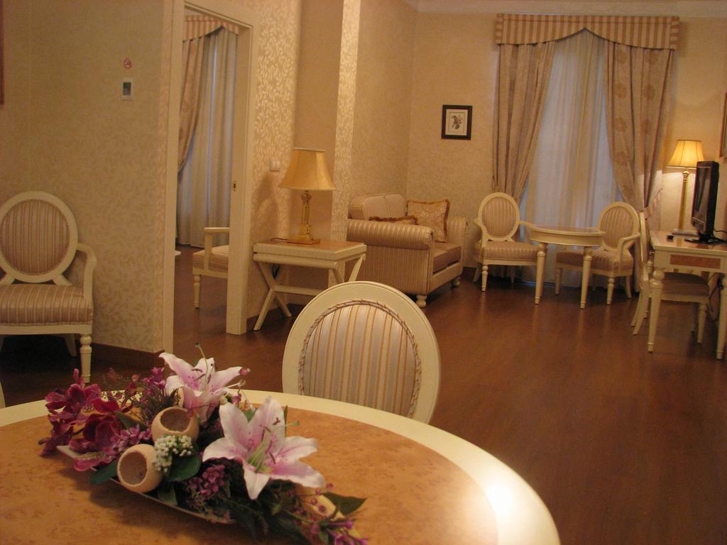 Hotel Santa Isabel Albacete Ngoại thất bức ảnh