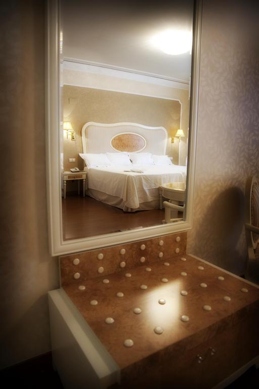 Hotel Santa Isabel Albacete Ngoại thất bức ảnh